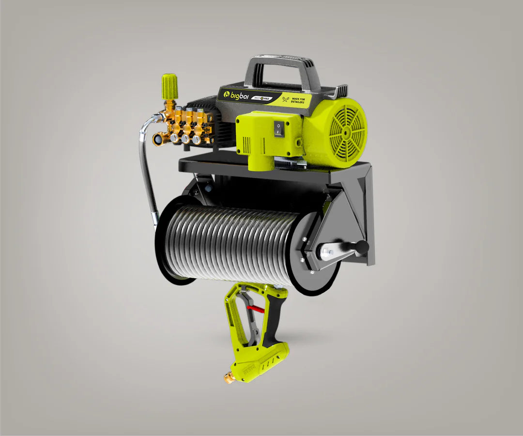 Bigboi WashR Fixed Wall Mount with Hose Reel