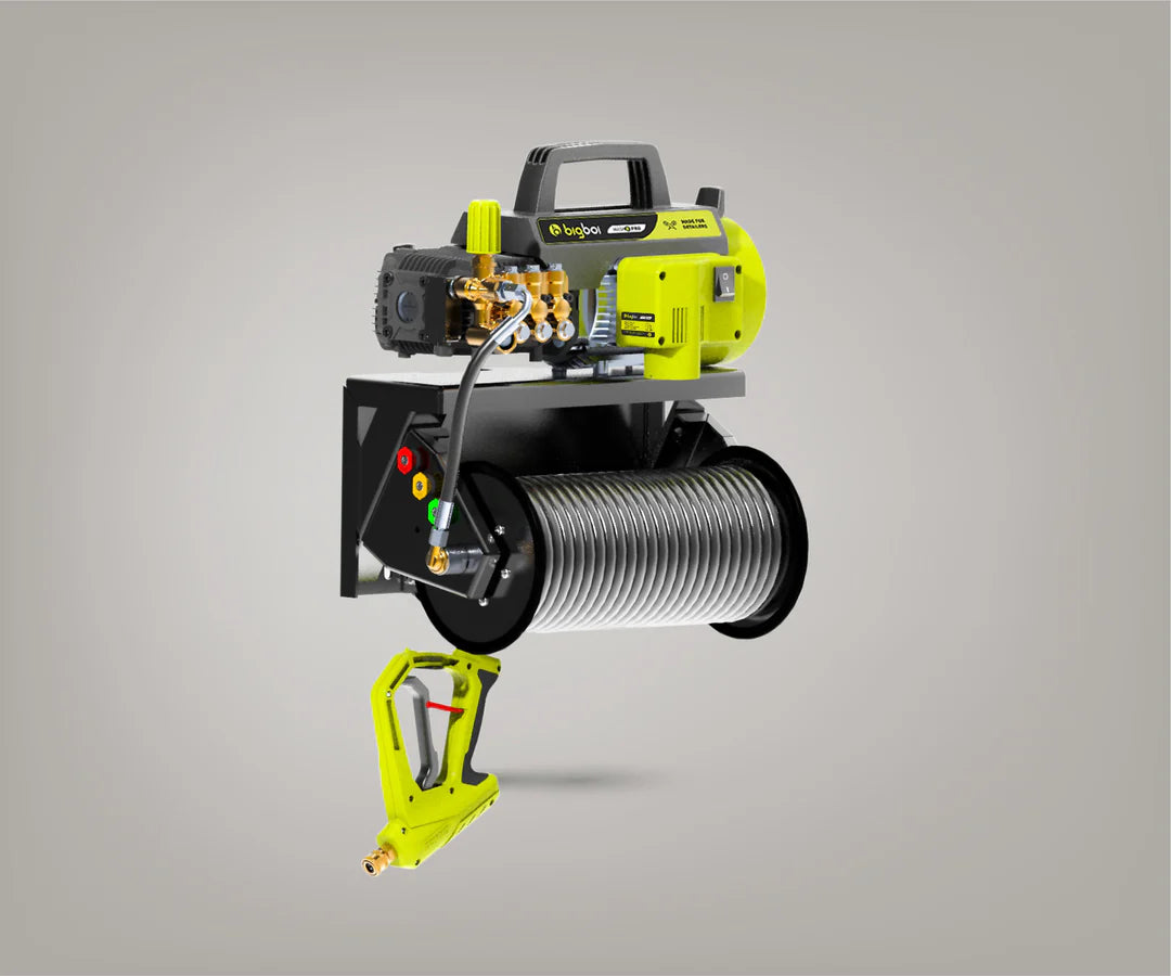 Bigboi WashR Fixed Wall Mount with Hose Reel
