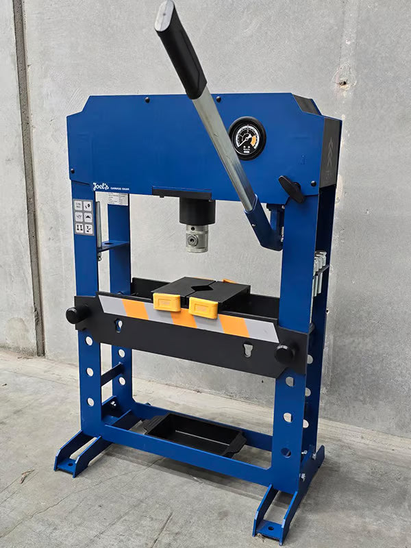 Professional Hydraulic 15T Workshop Press